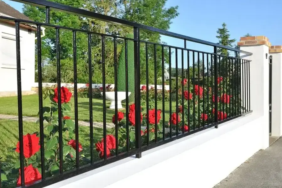 Aluminum Fence Installation Aluminum Fence Installation